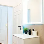 Komfortowy W Centrum Διαμέρισμα Βαρσοβία